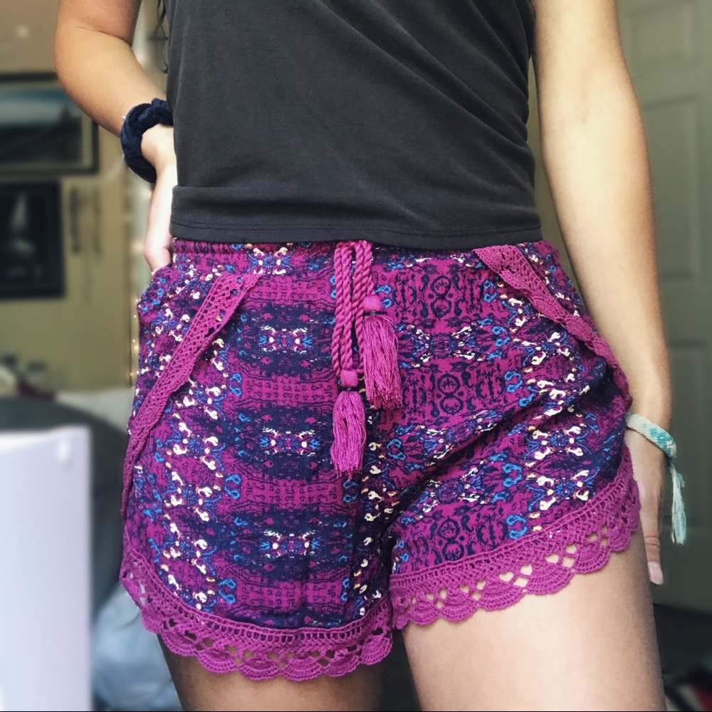 Xhilaration shorts